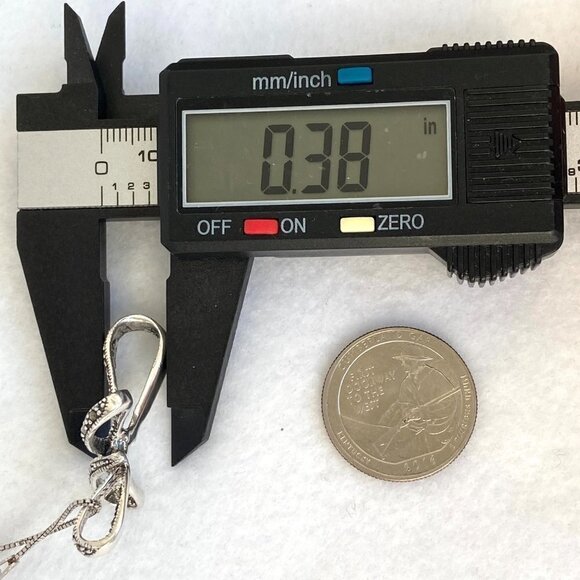 Sterling Silver 925 1.5" Dimensional Marcasite Cross Pendant Necklace 18" Chain - Picture 15 of 16